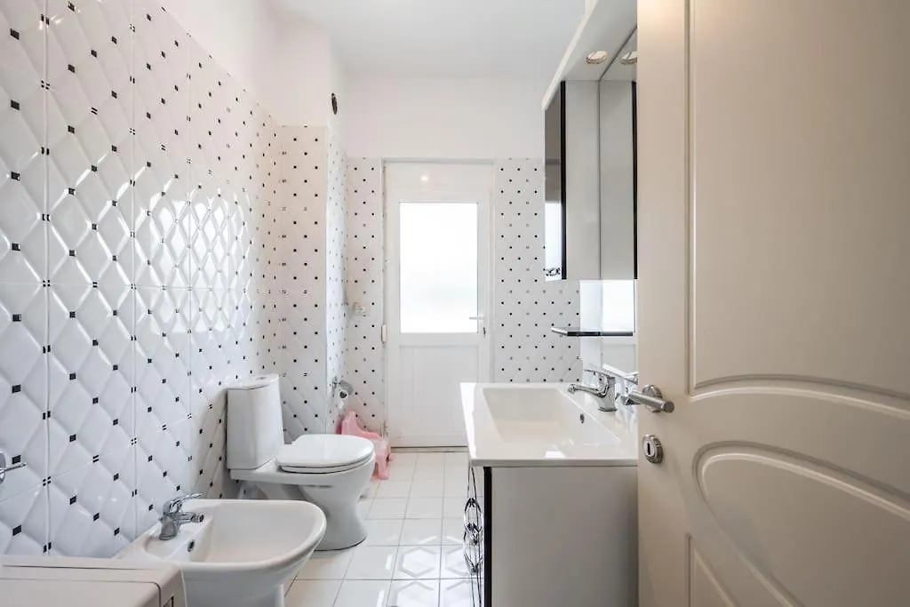 Hometown Apartment Гирокастра